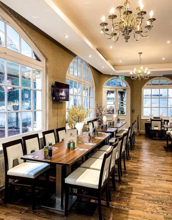 Tourian Lounge Hotel London Exterior photo